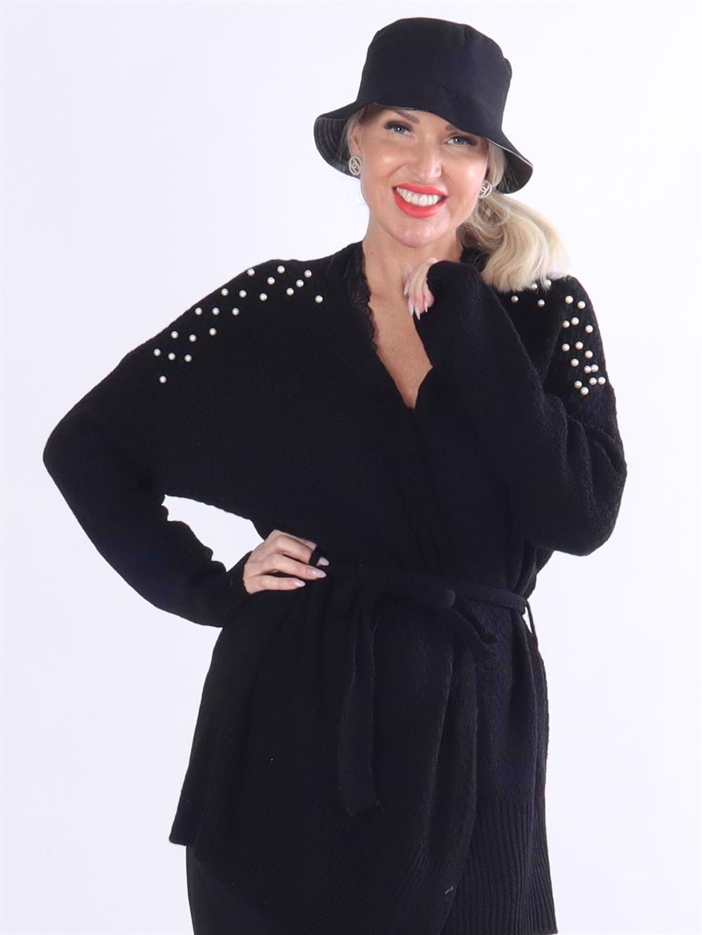 Sabine - Strikcardigan med hvide perler og bindebånd